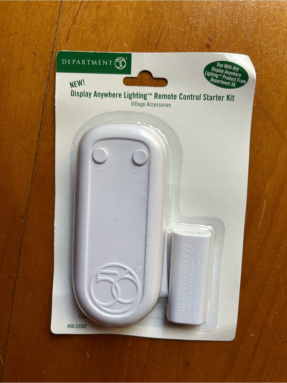 Department  56 Display Anywhere Remote Control Starter Kit/Transmitter & Receive